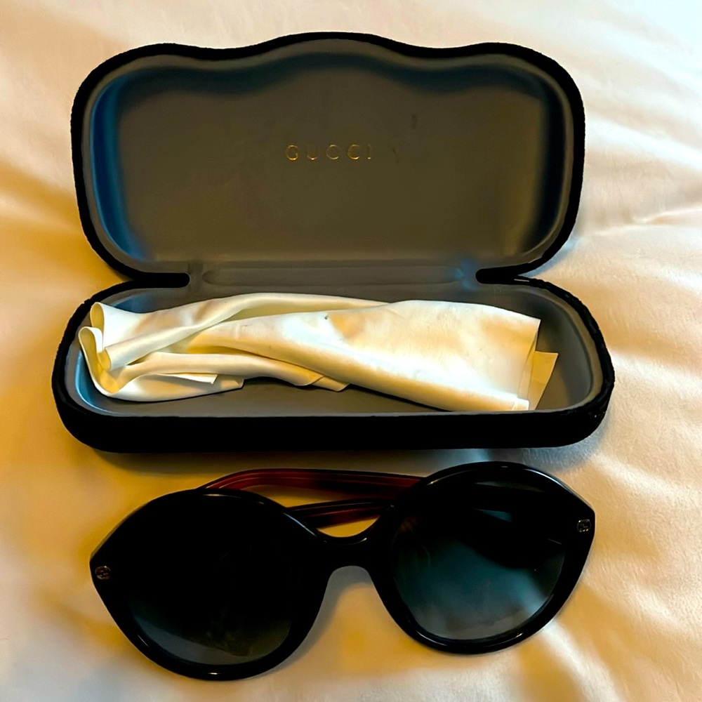 Gucci sunglasses